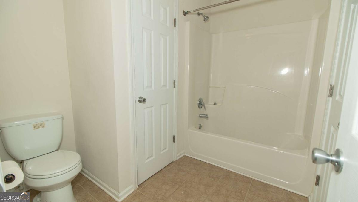 420 Oak Terrace Drive Property Photo 19