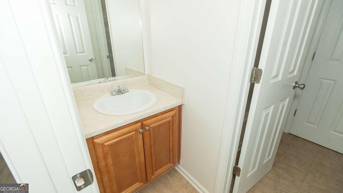 420 Oak Terrace Drive Property Photo 20
