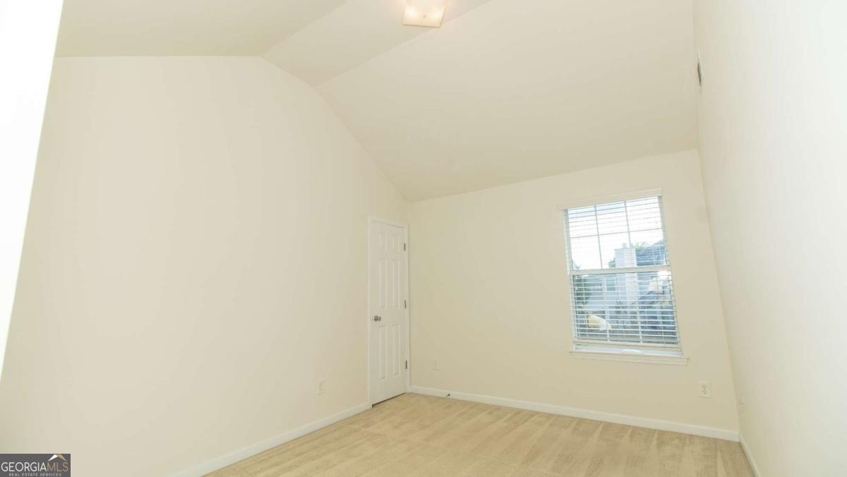 420 Oak Terrace Drive Property Photo 24