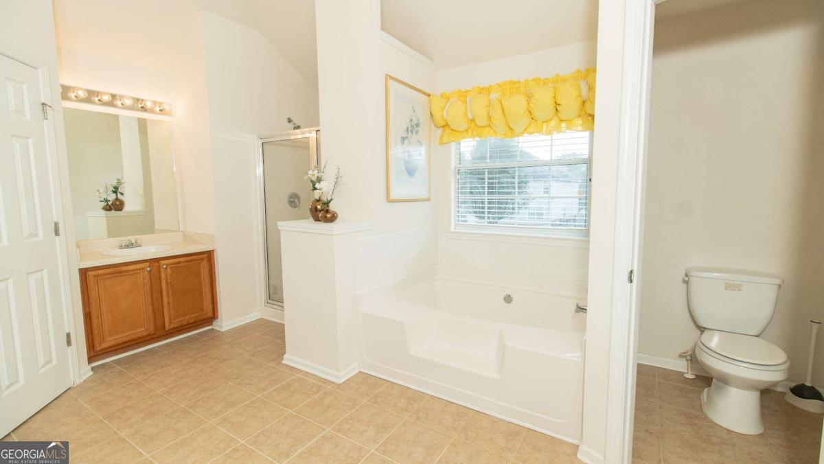 420 Oak Terrace Drive Property Photo 27