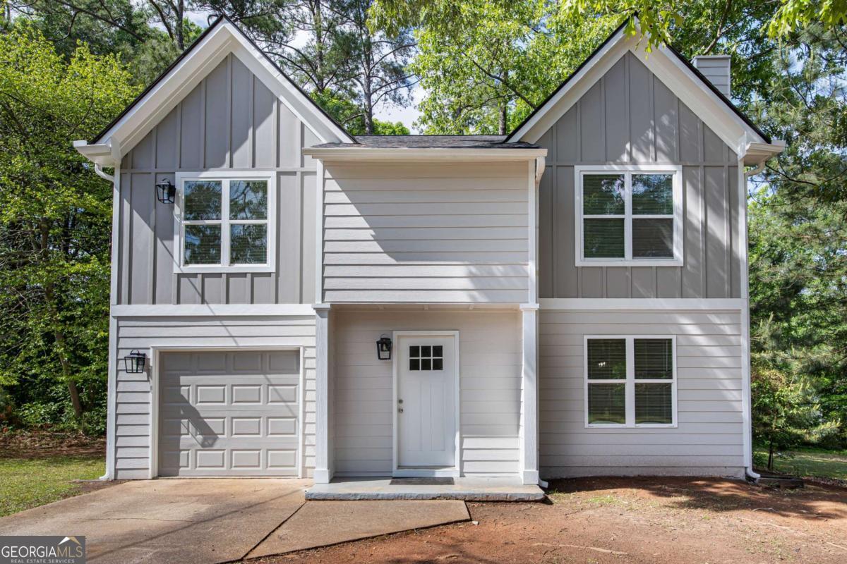 6898 Babbling Brook Drive Property Photo 1