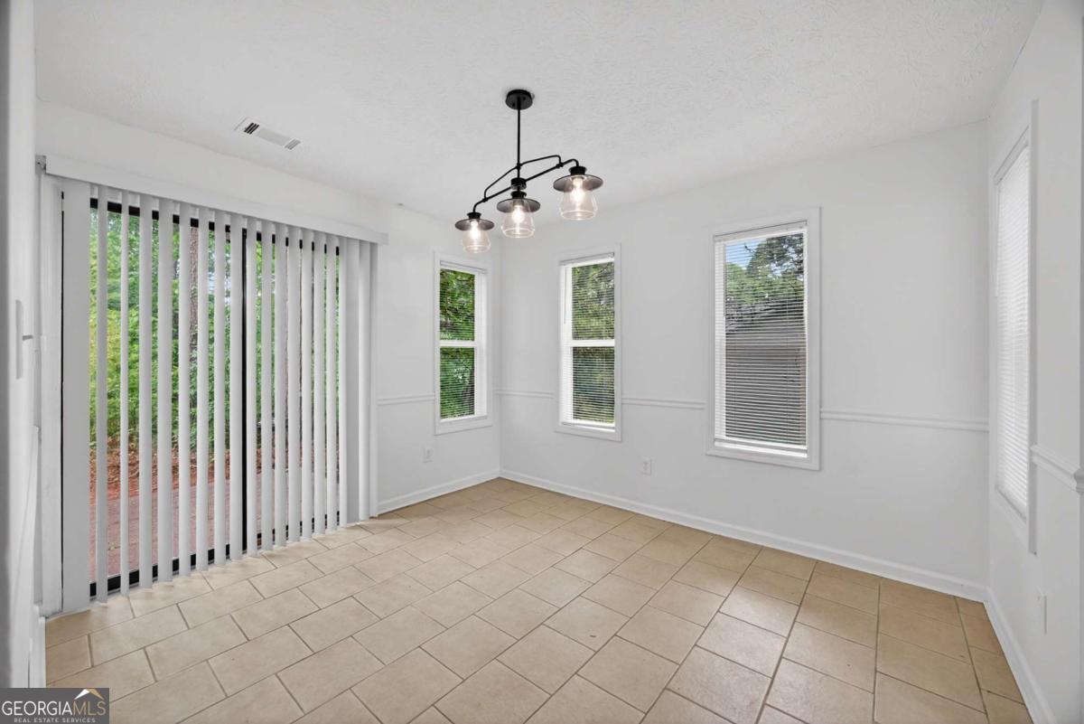 6898 Babbling Brook Drive Property Photo 9