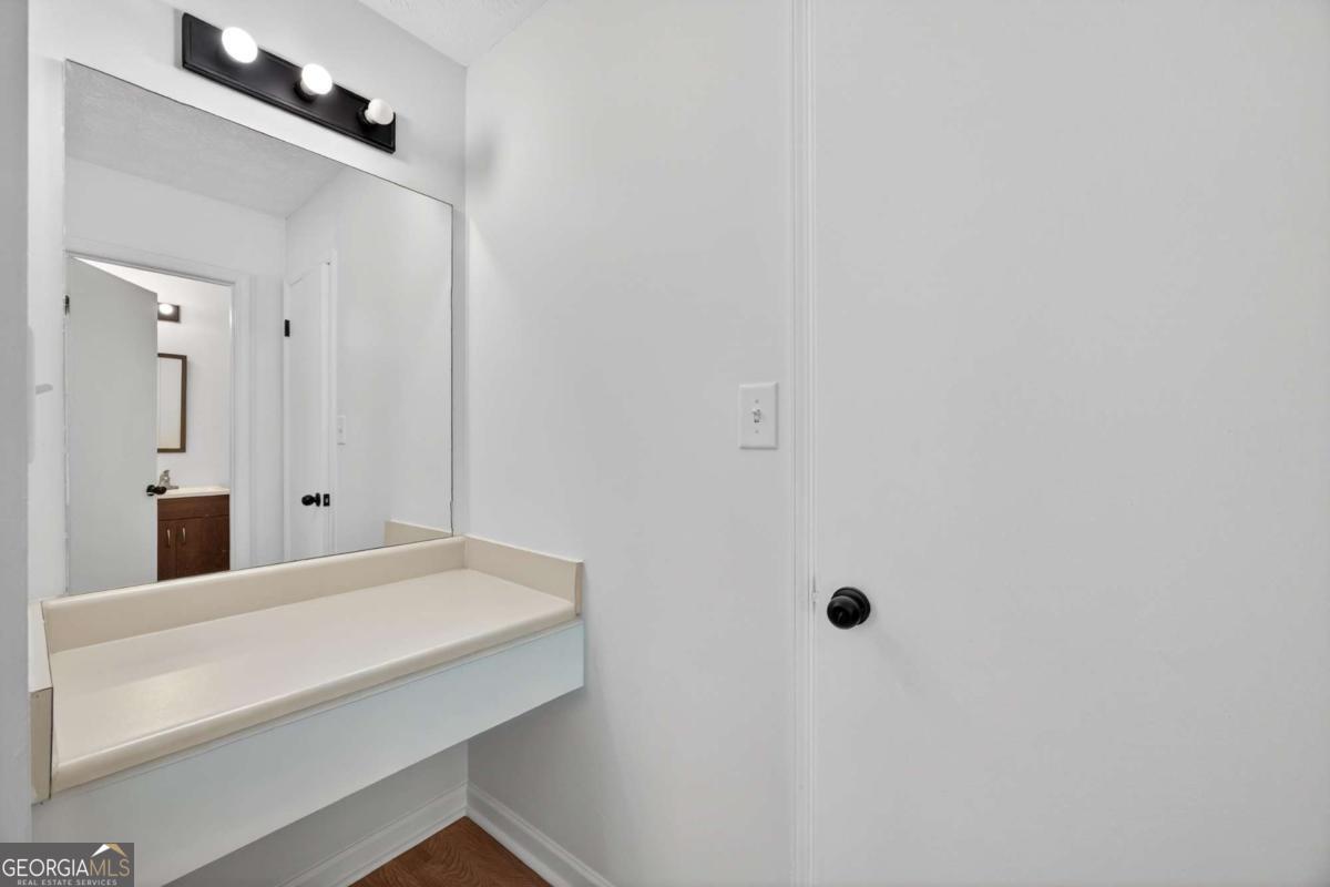 6898 Babbling Brook Drive Property Photo 13