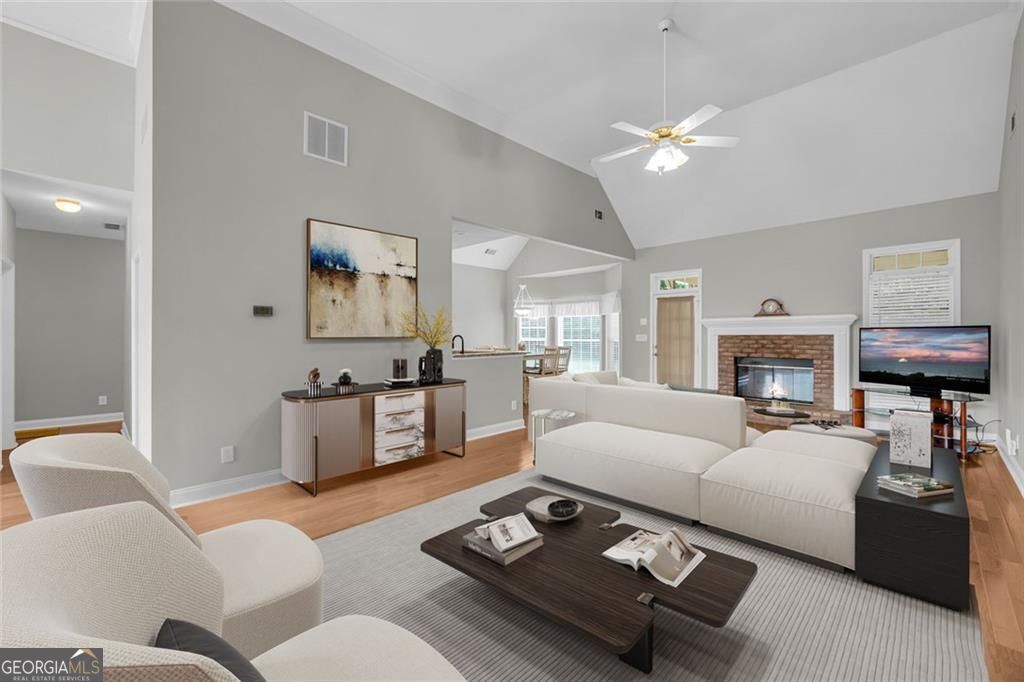 1390 Beringer Drive Property Photo 3