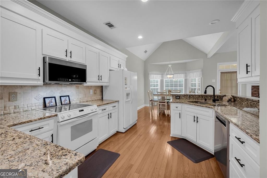 1390 Beringer Drive Property Photo 19