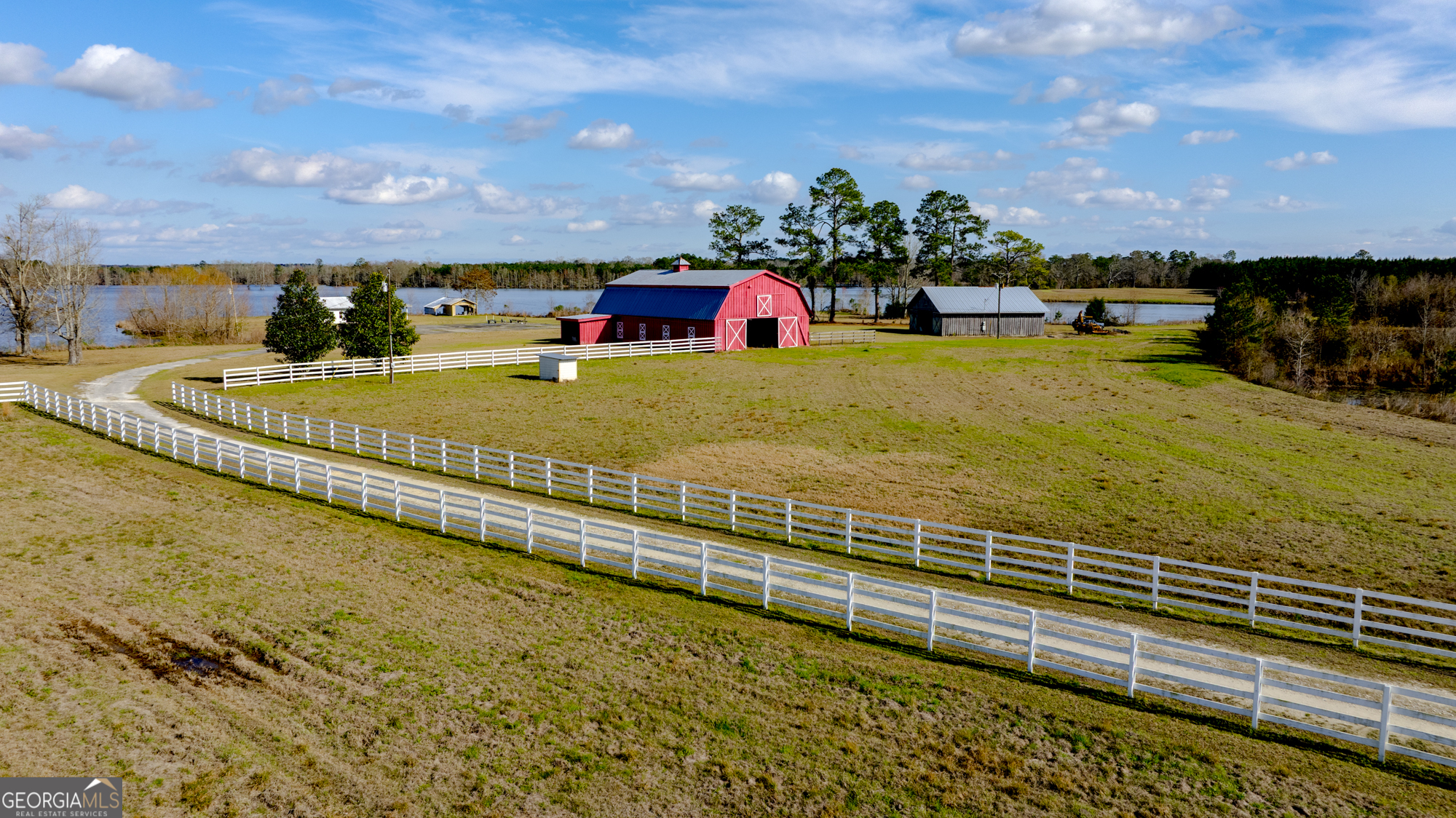2625 Hartford Lake Road Property Photo 8