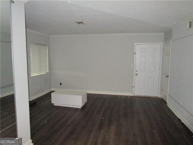 4003 Wingate Way Property Photo 5