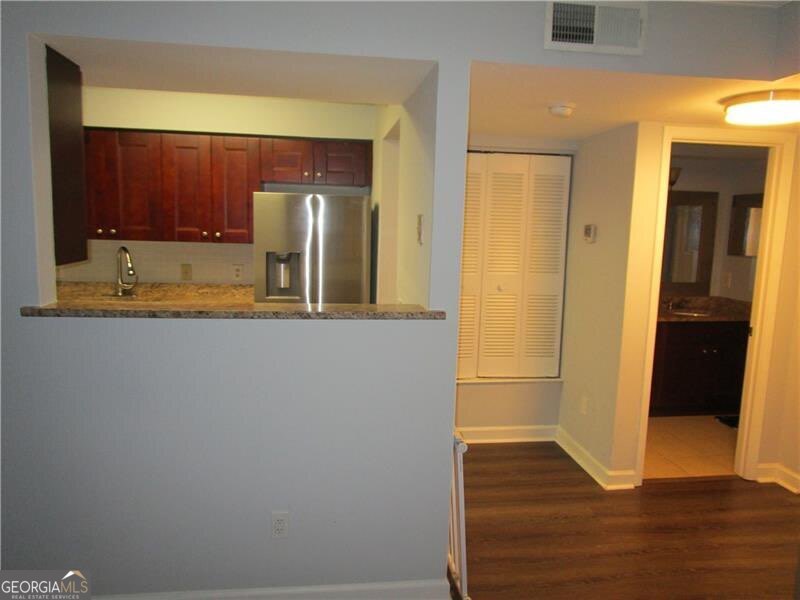 4003 Wingate Way Property Photo 6