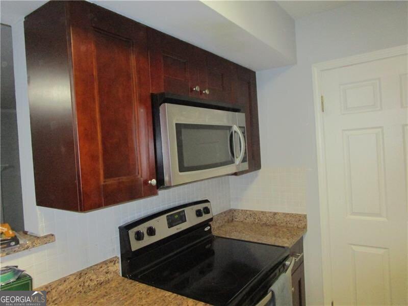 4003 Wingate Way Property Photo 10
