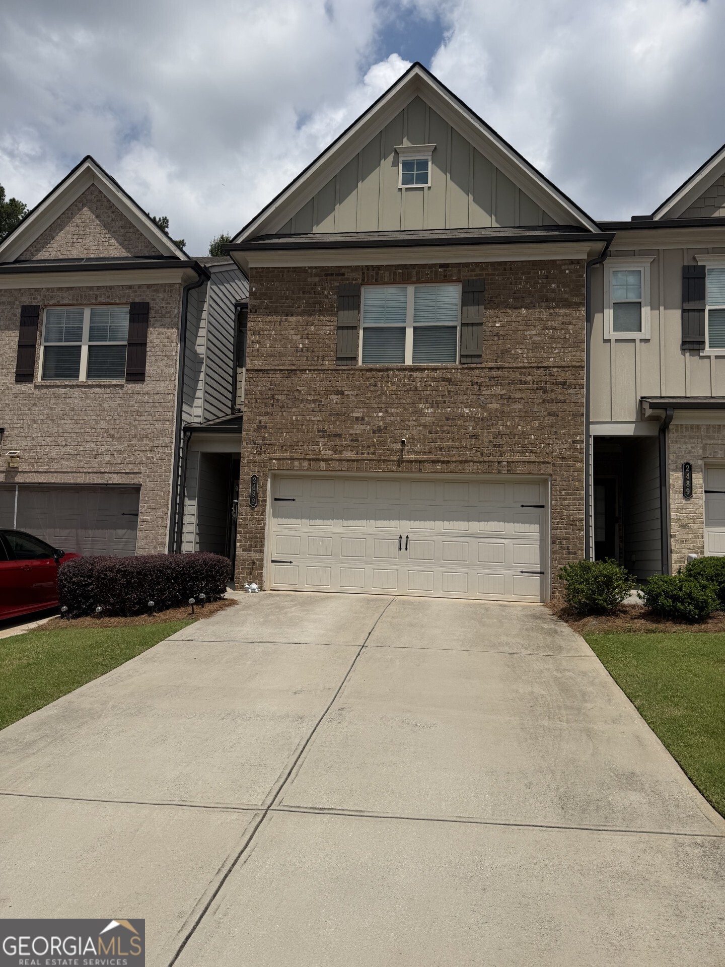 2499 Irwell Way Property Photo 1
