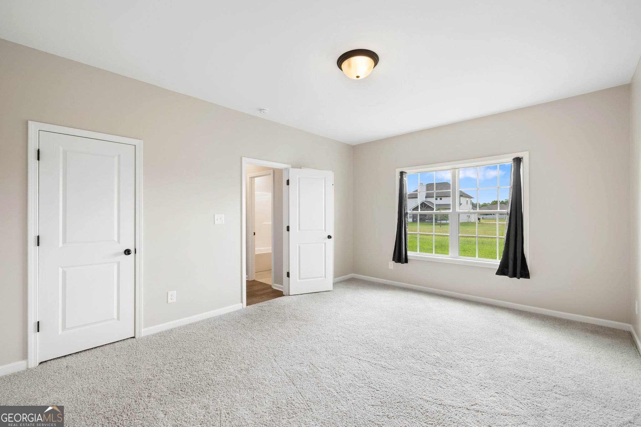 302 Weeping Moss Way Property Photo 12