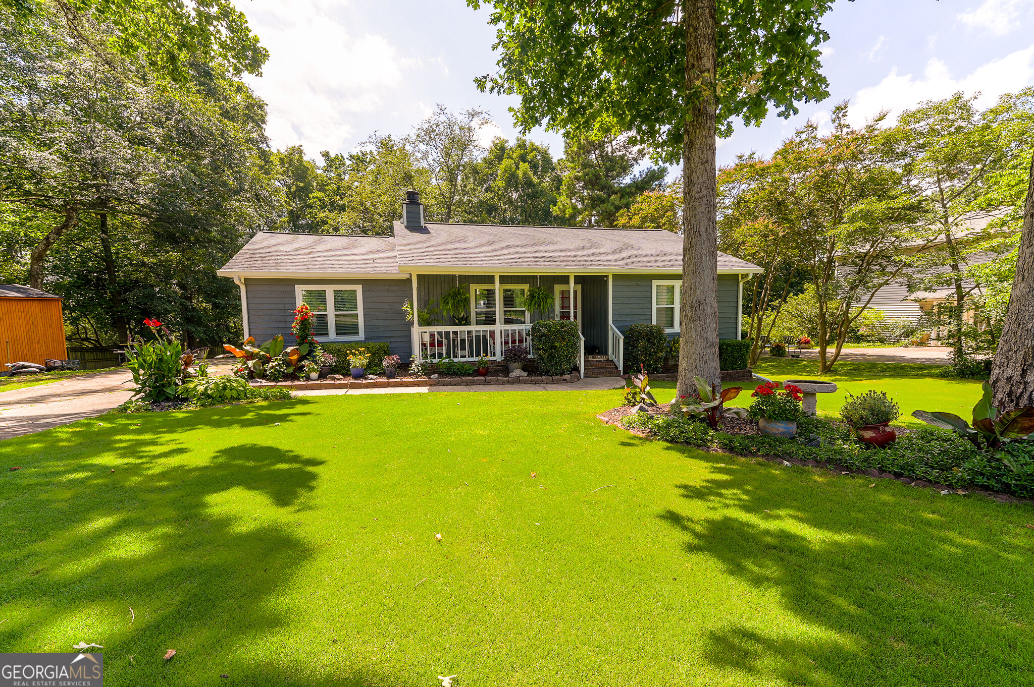 2674 Sardis Drive Property Photo 4