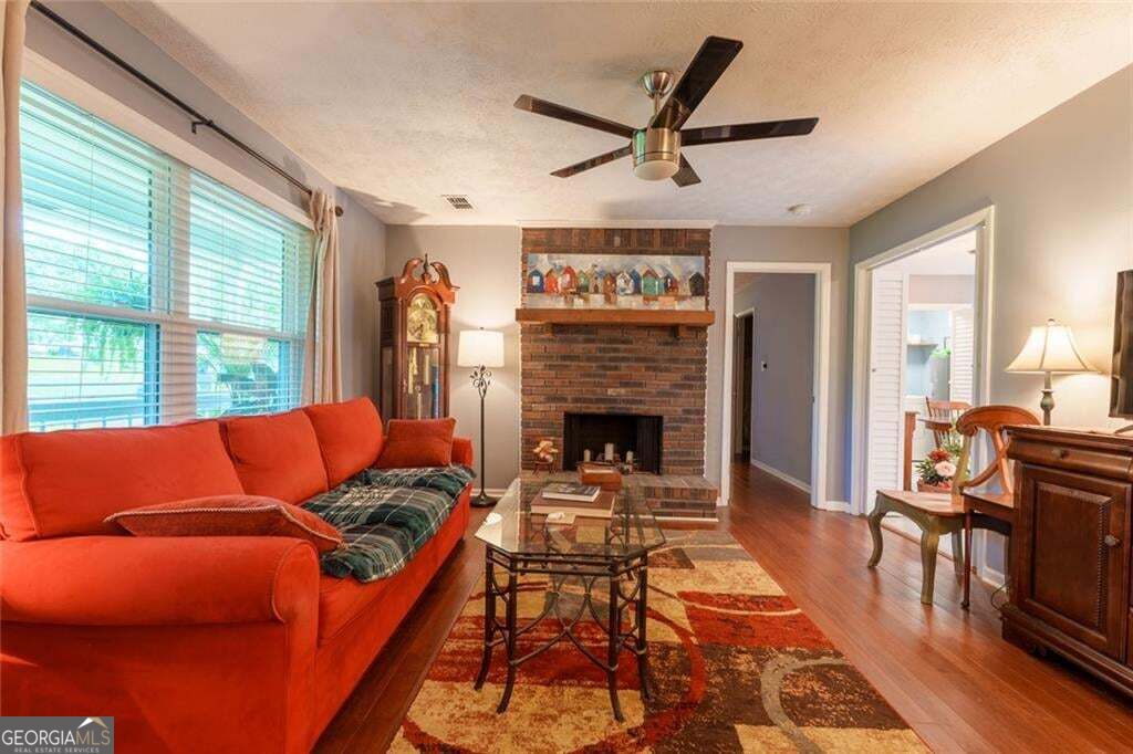 2674 Sardis Drive Property Photo 6
