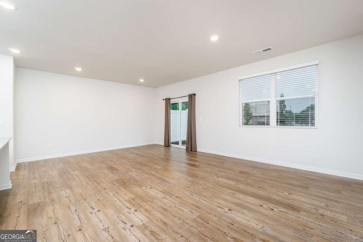 84 Founders Drive Property Photo 8