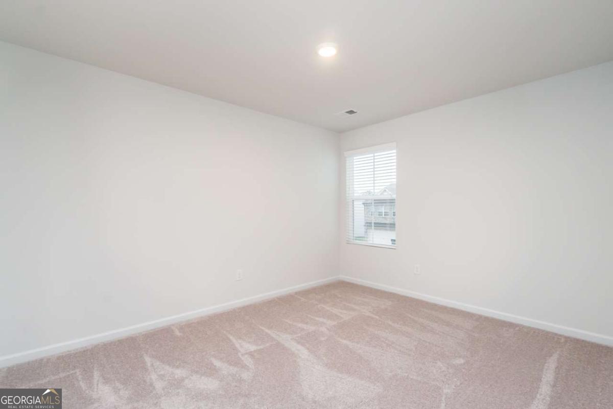 84 Founders Drive Property Photo 14