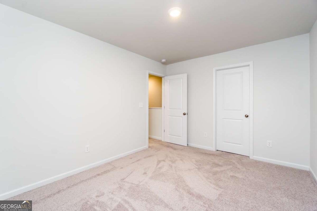 84 Founders Drive Property Photo 15