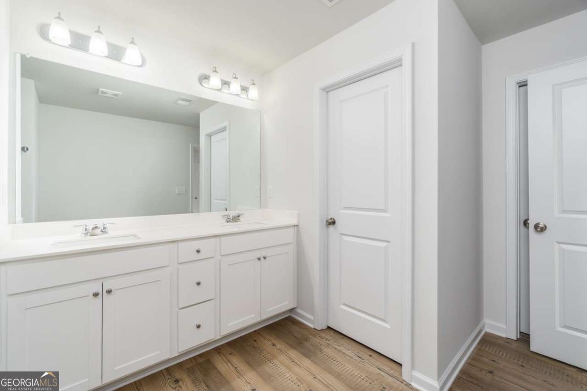 84 Founders Drive Property Photo 22