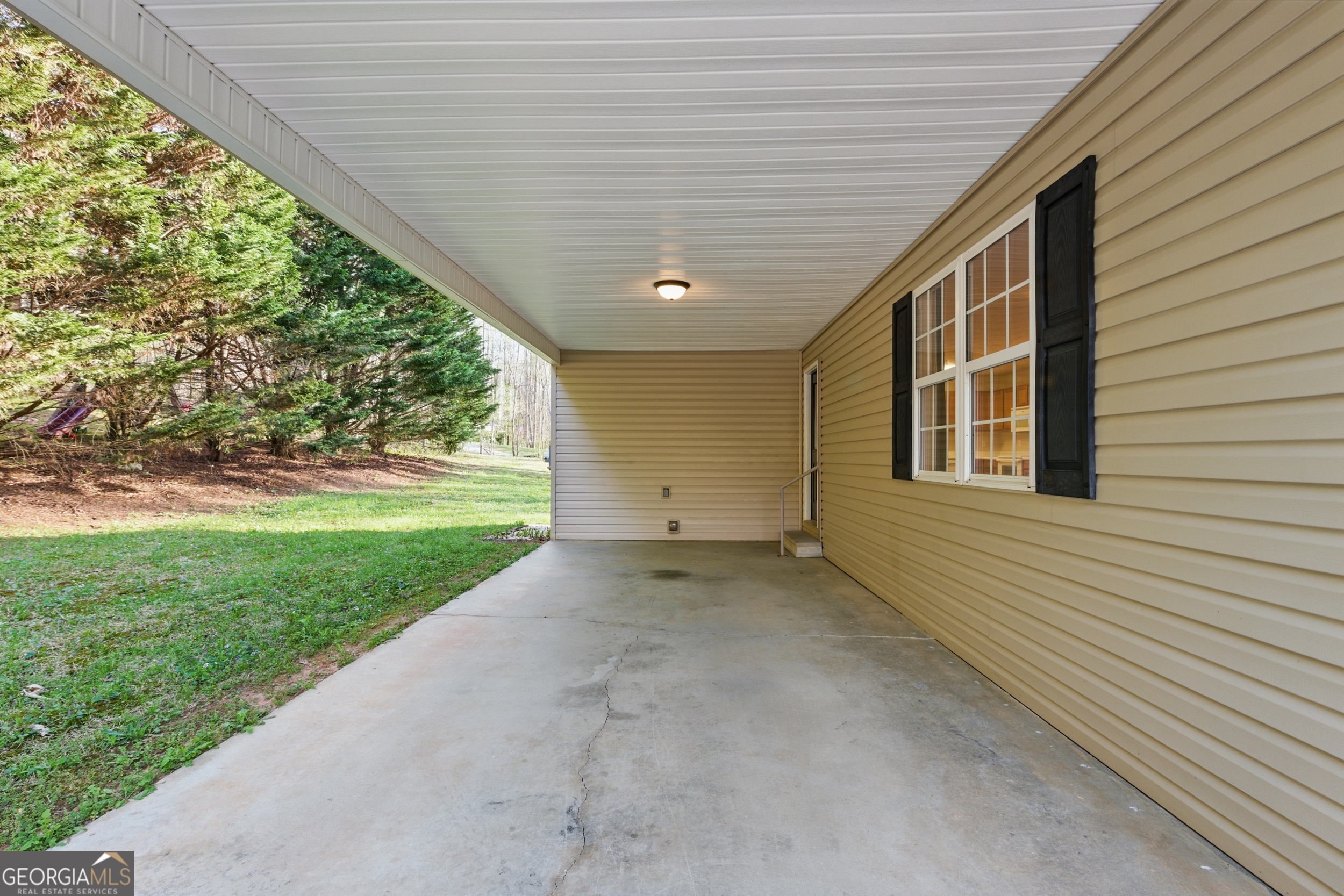 218 Eden Woods Property Photo 15