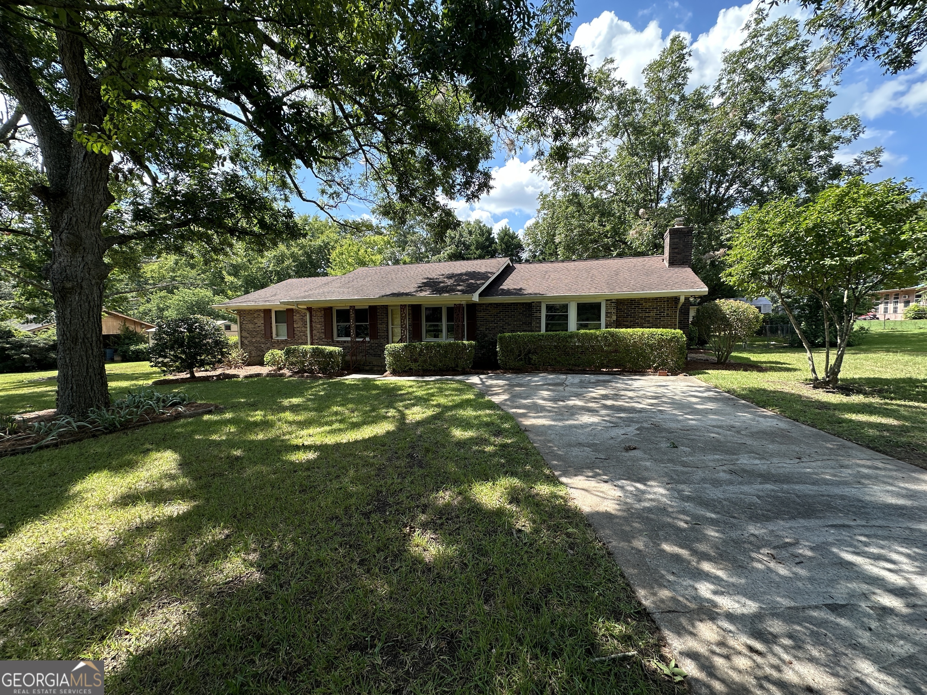 125 Rosewood Drive Se Property Photo 1
