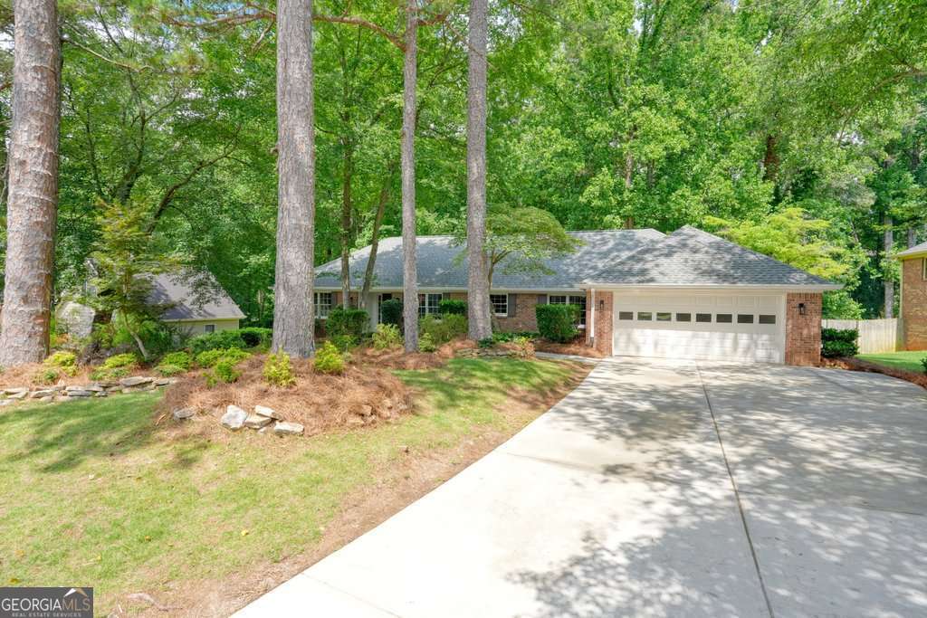 556 Lees Trace Sw Property Photo 1