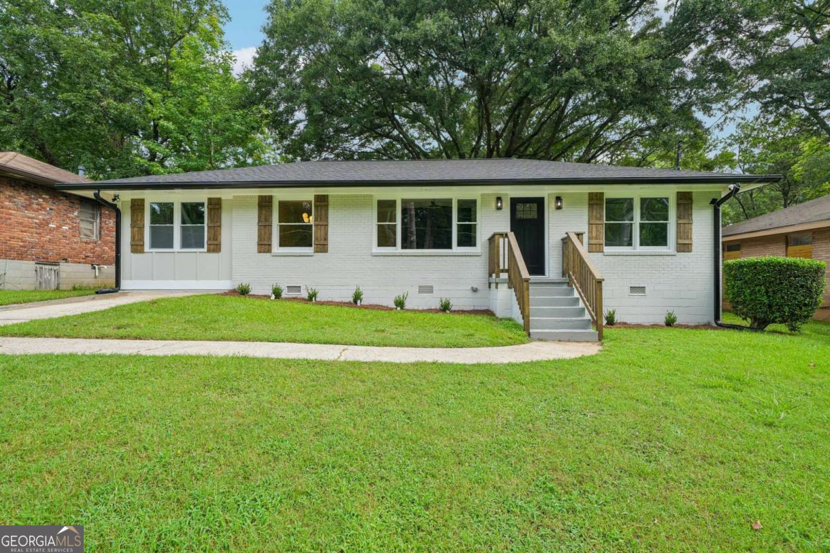24 Mobley Drive SE Property Photo 1