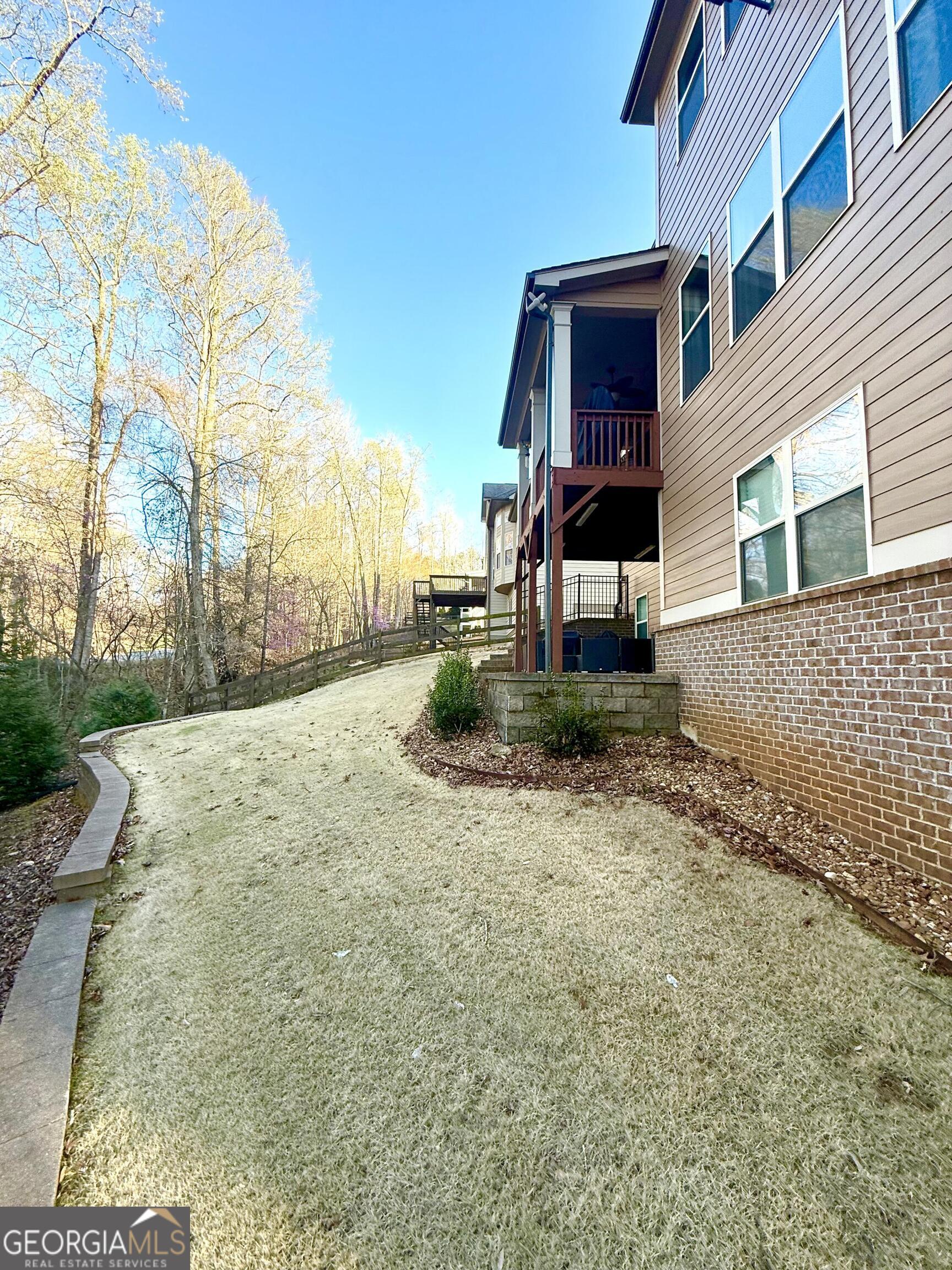 1521 Ashbury Park Drive Property Photo 11