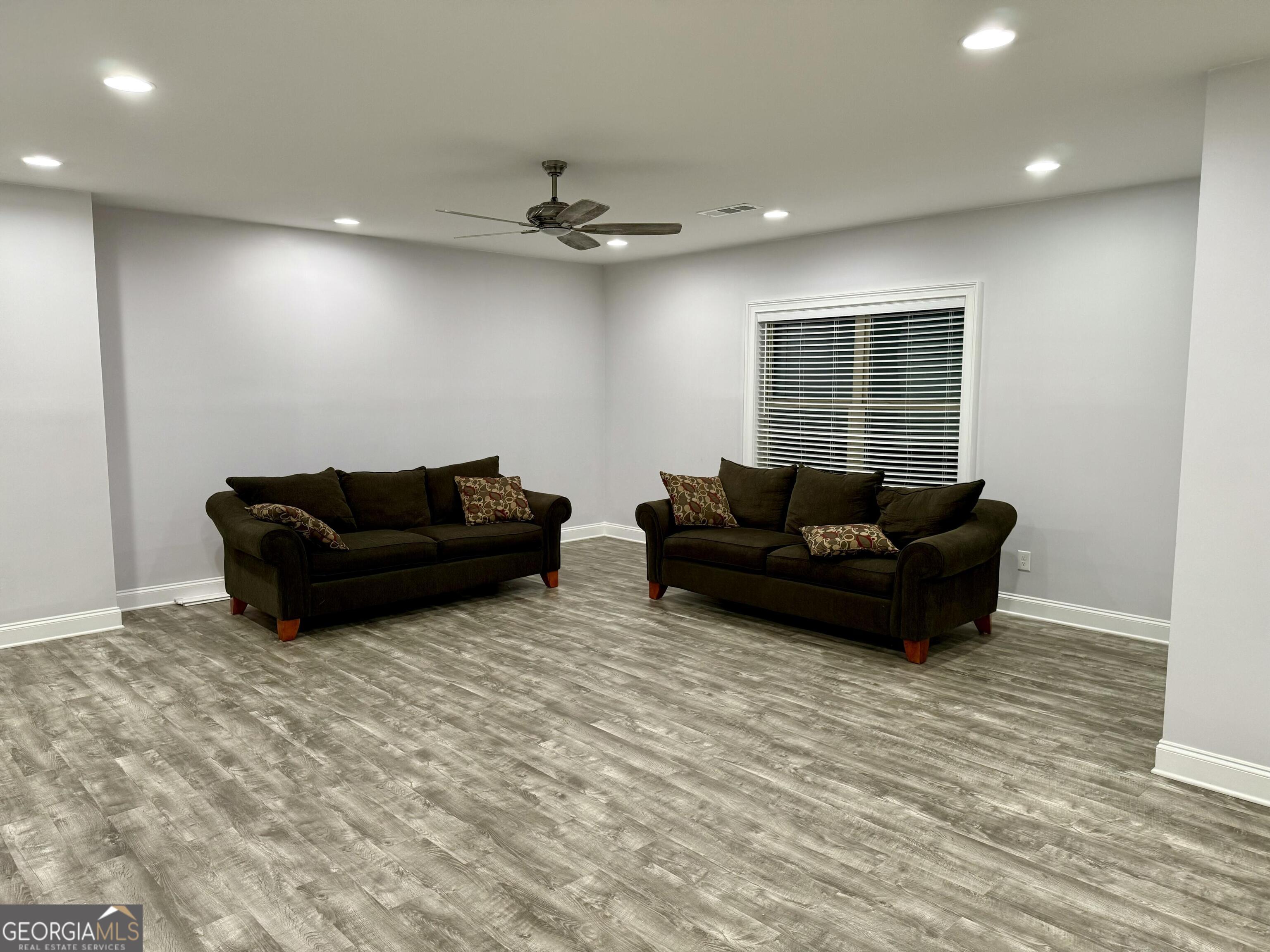 1521 Ashbury Park Drive Property Photo 15
