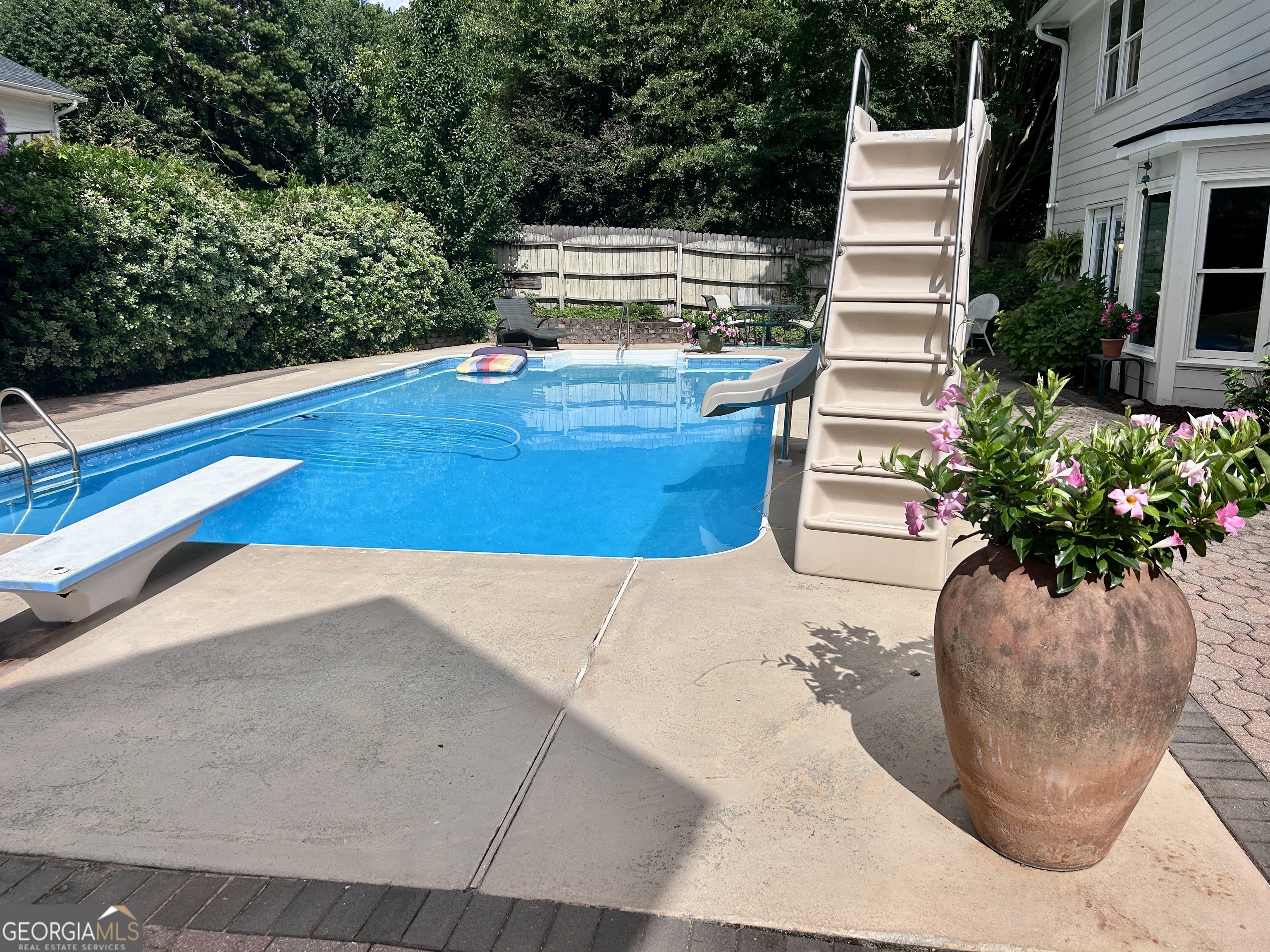 200 Hedgewood Court Property Photo 27