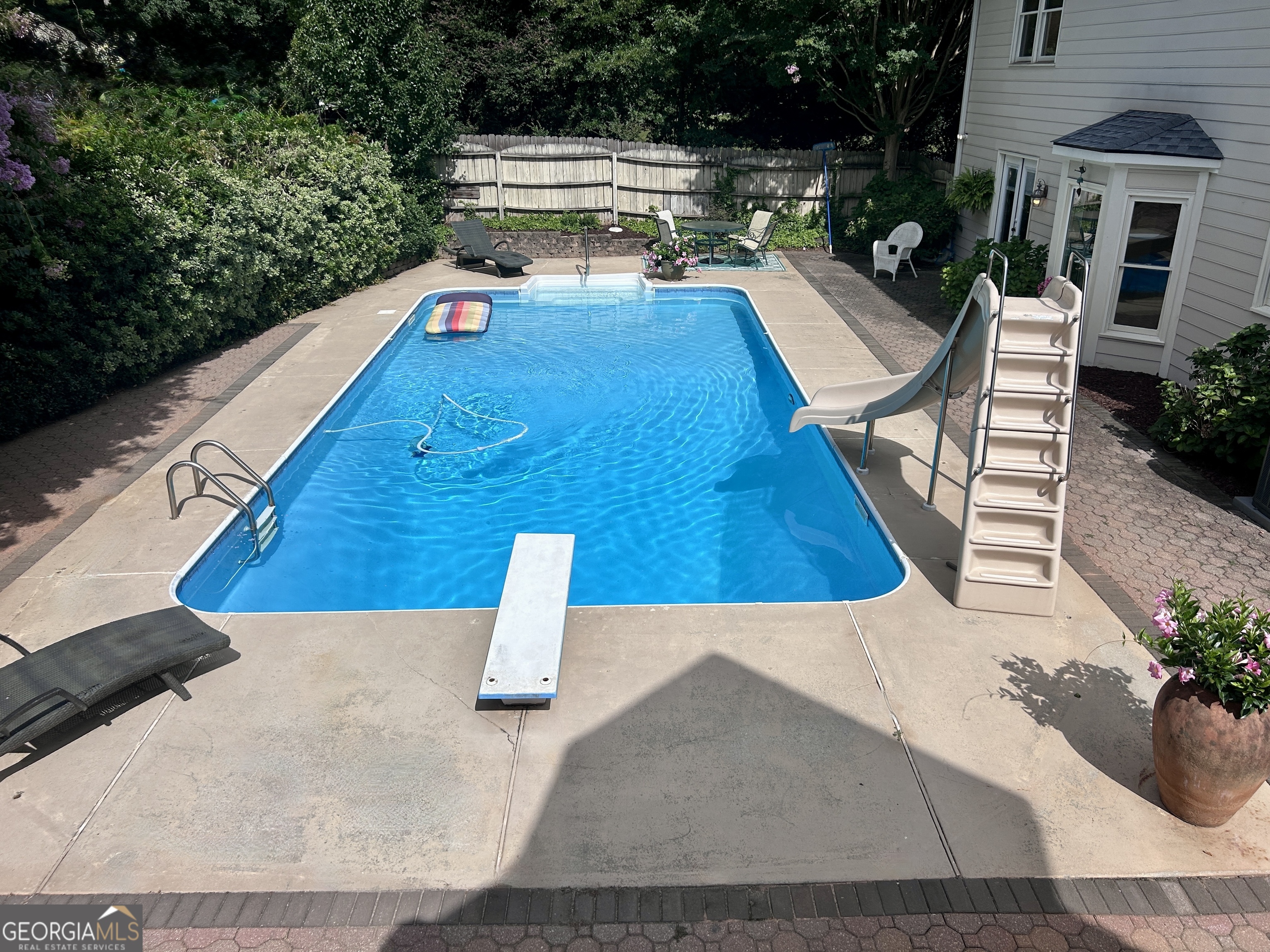 200 Hedgewood Court Property Photo 29
