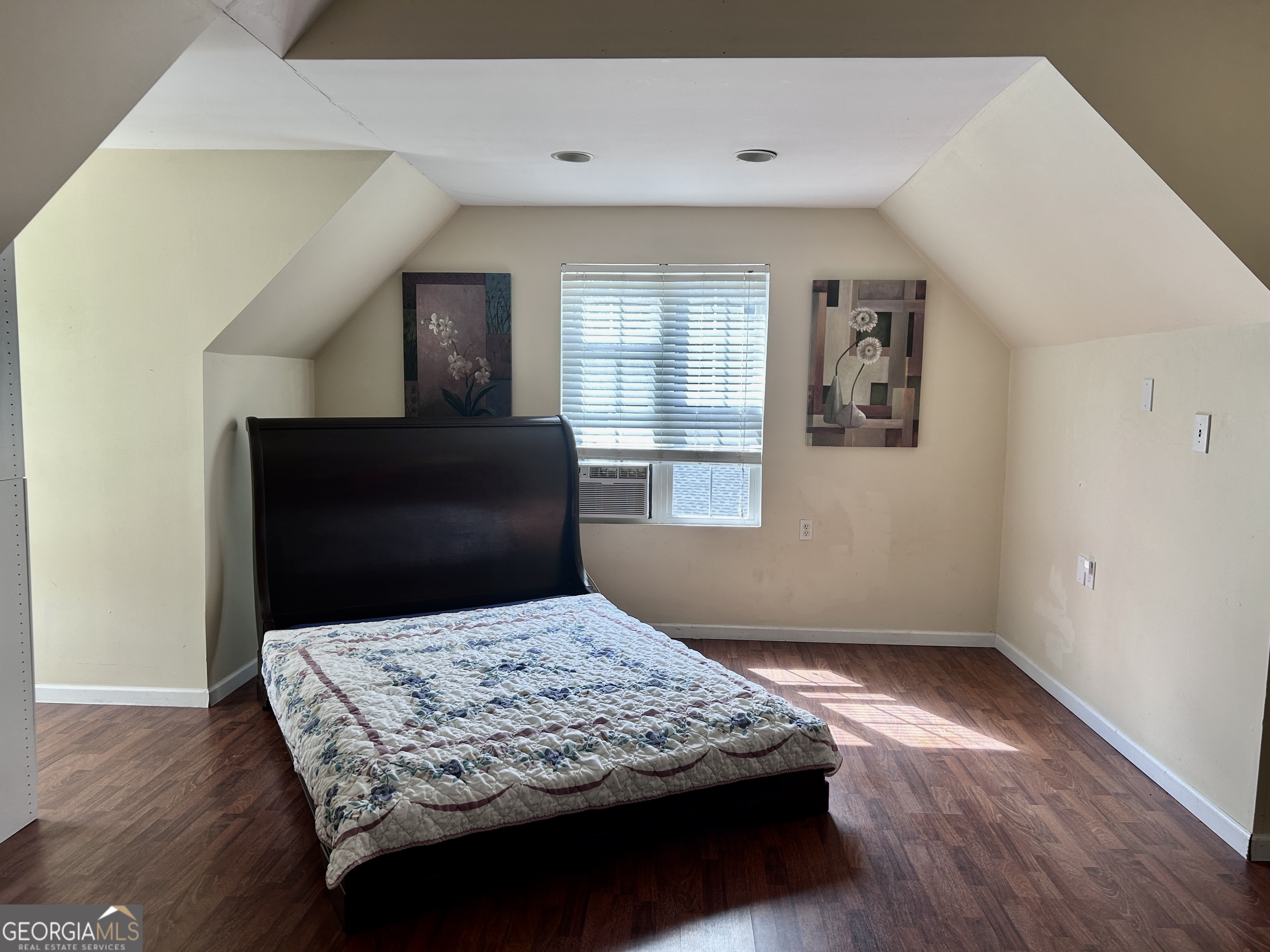 200 Hedgewood Court Property Photo 31