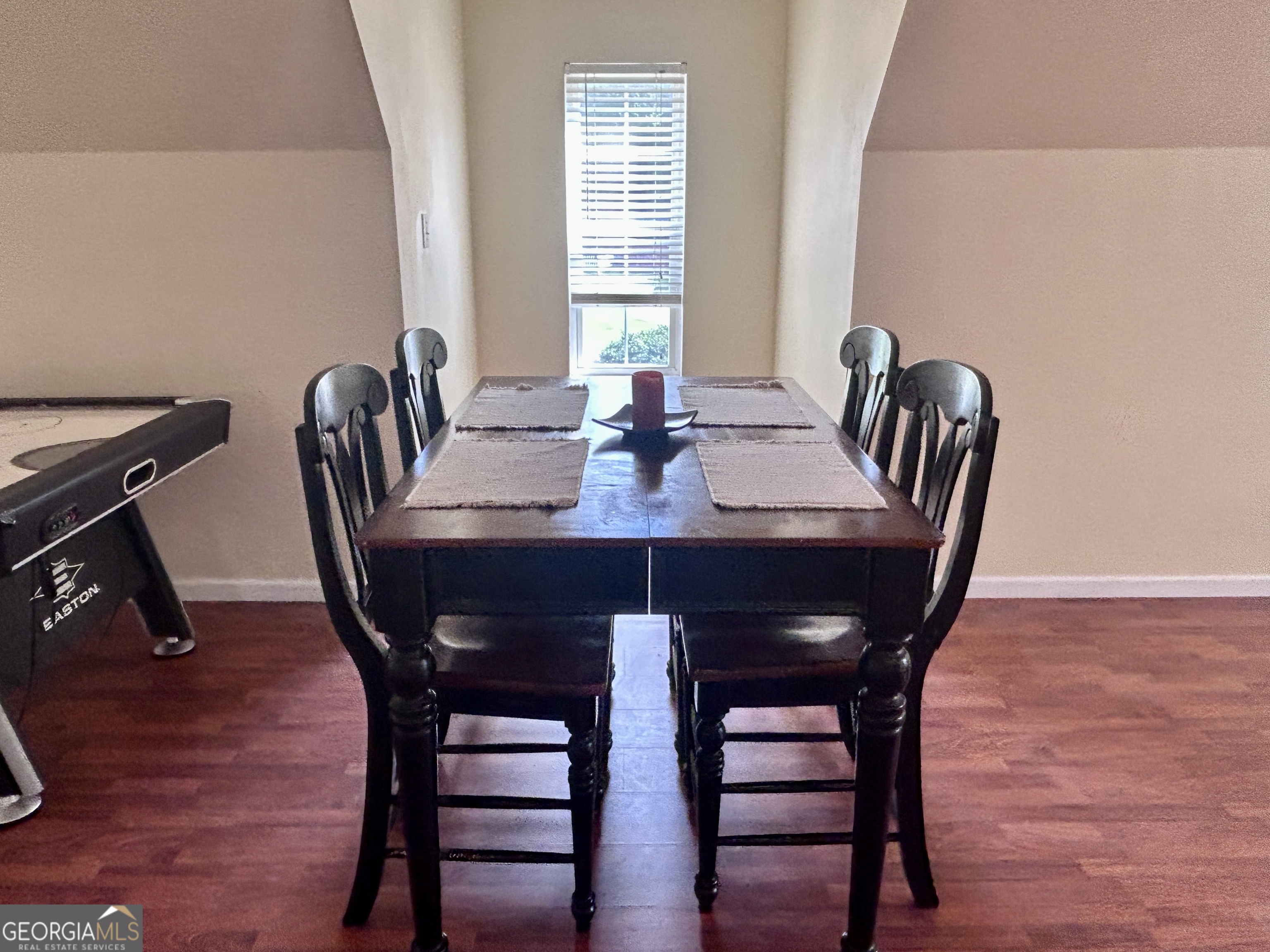 200 Hedgewood Court Property Photo 33