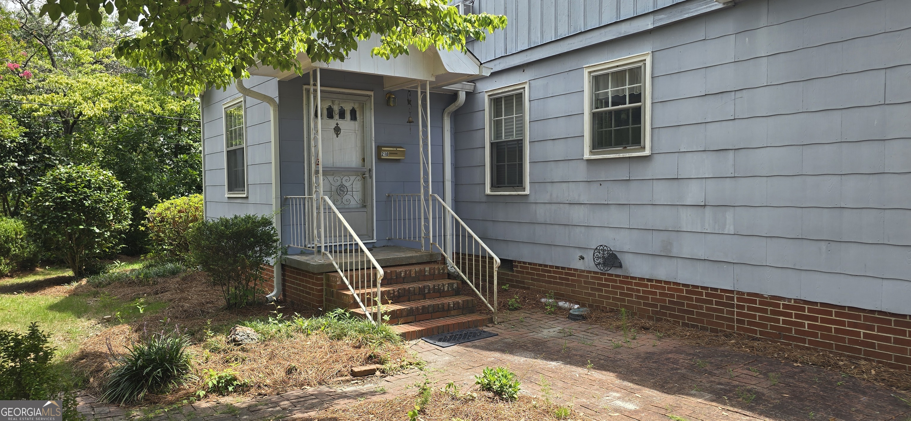 210 Penn Avenue Property Photo 7