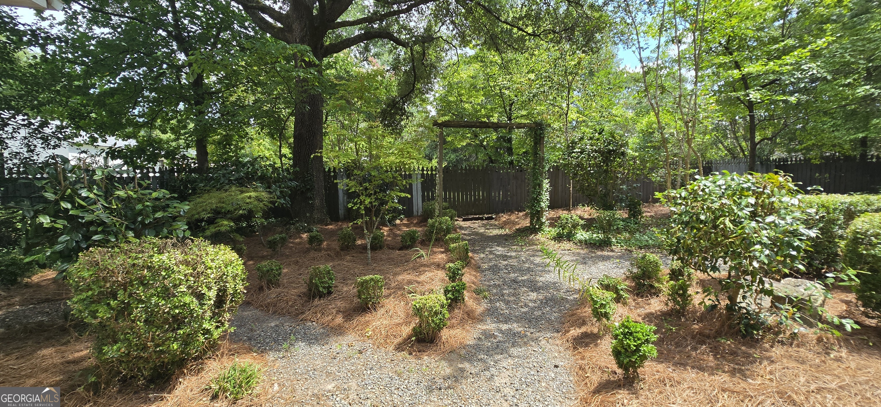 210 Penn Avenue Property Photo 12