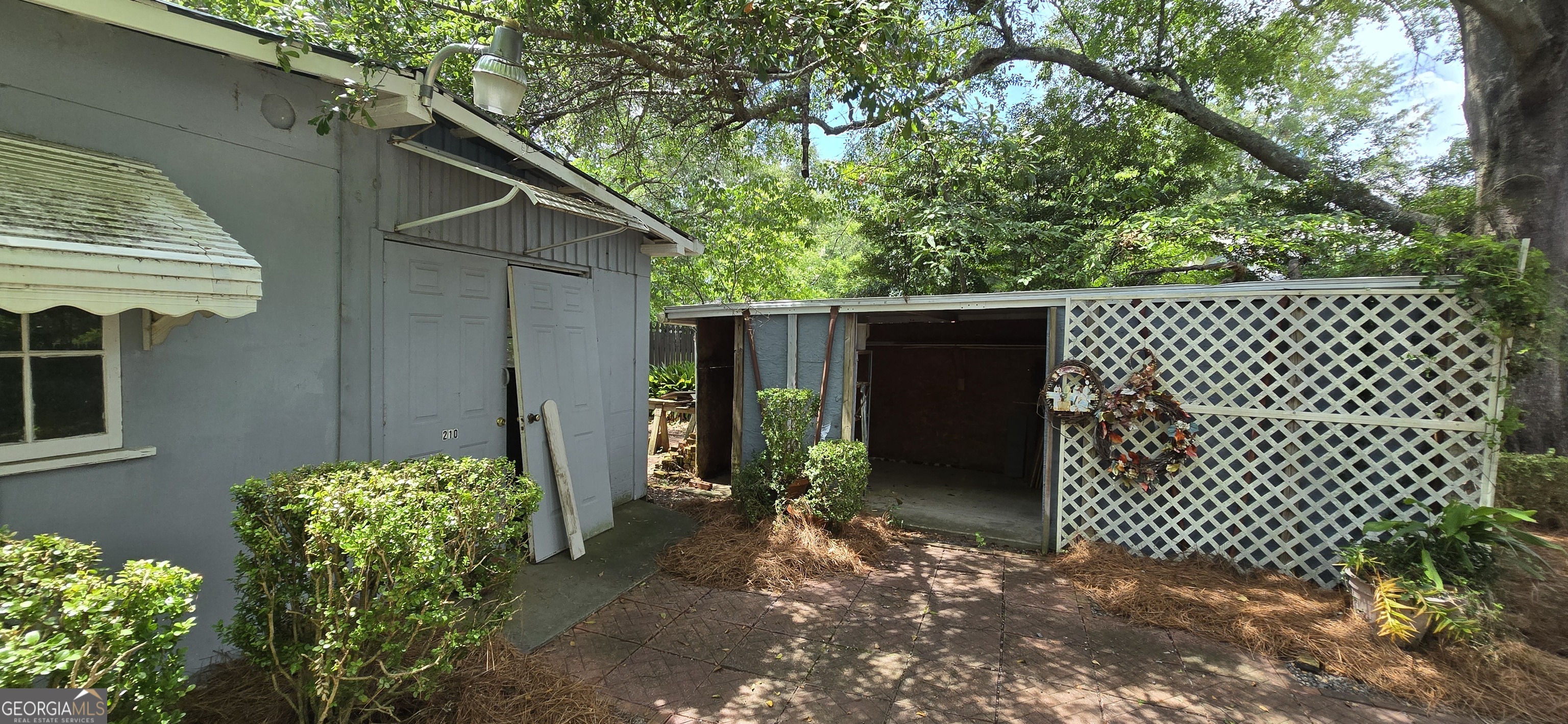 210 Penn Avenue Property Photo 16