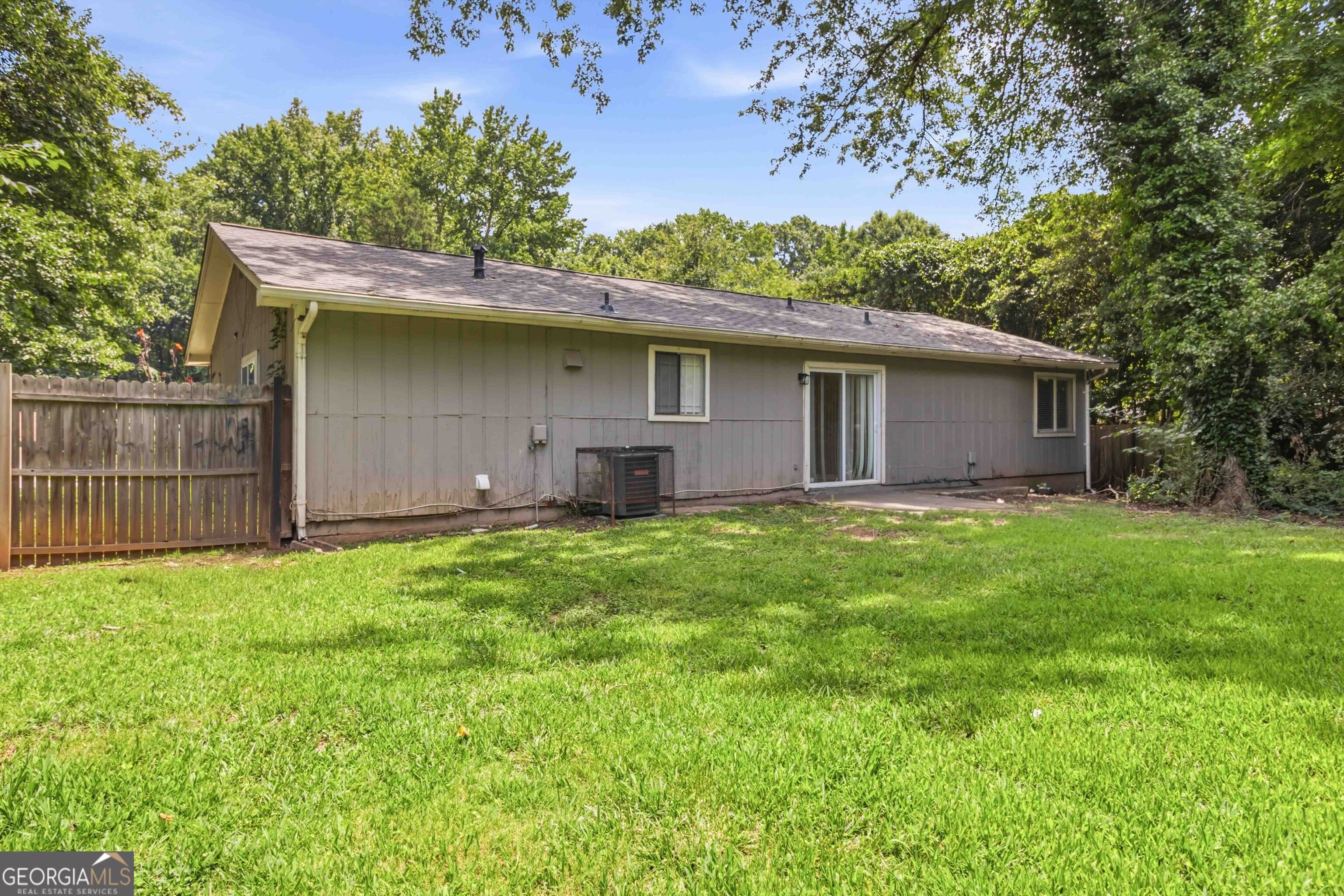 8227 Englewood Trail Property Photo 19