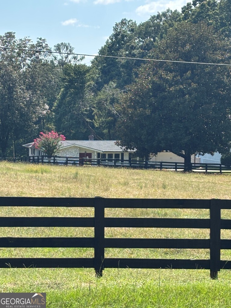 2058 Welcome Road Property Photo 2