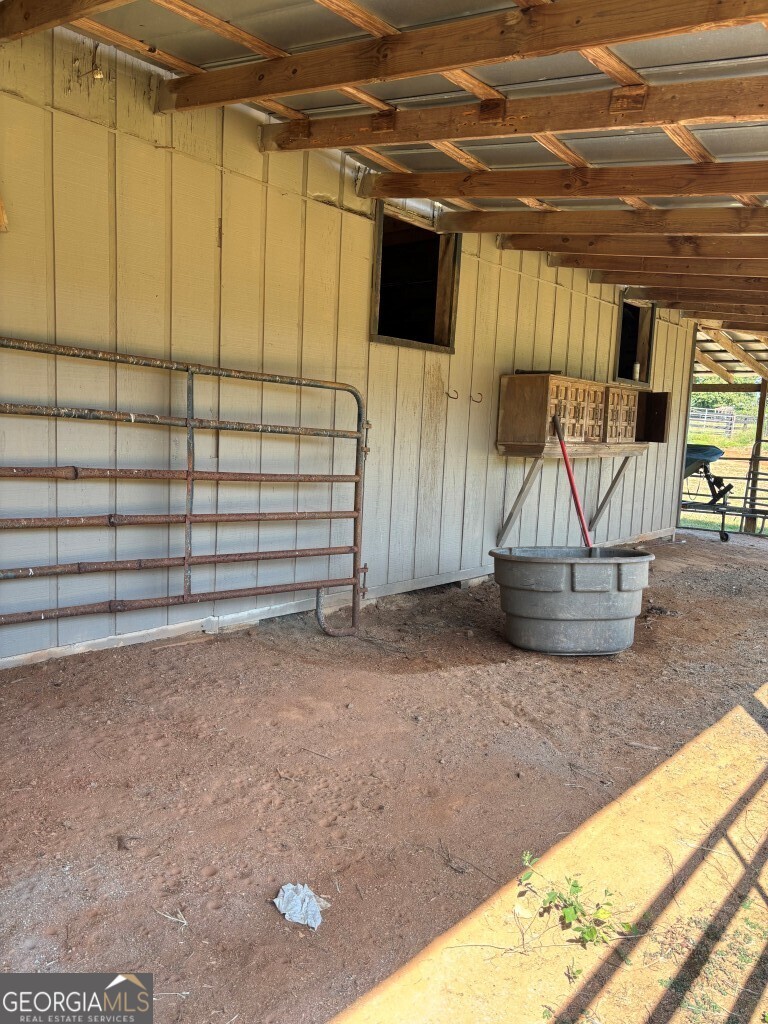 2058 Welcome Road Property Photo 23