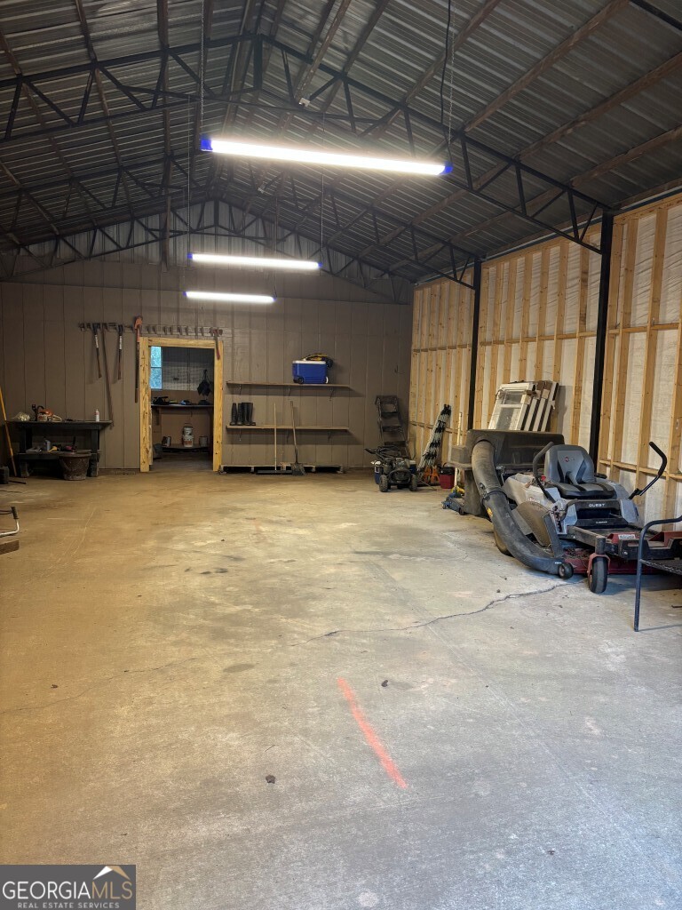 2058 Welcome Road Property Photo 32