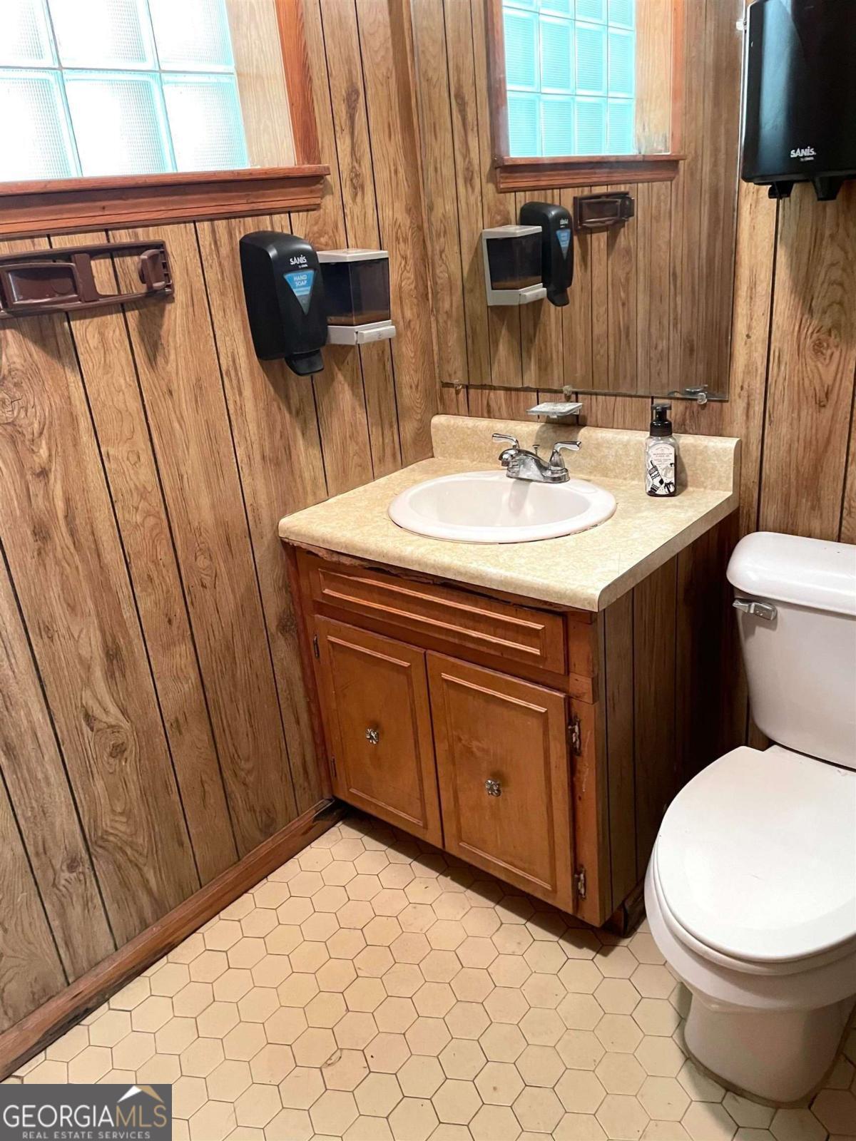 120 Peter Street Property Photo 15