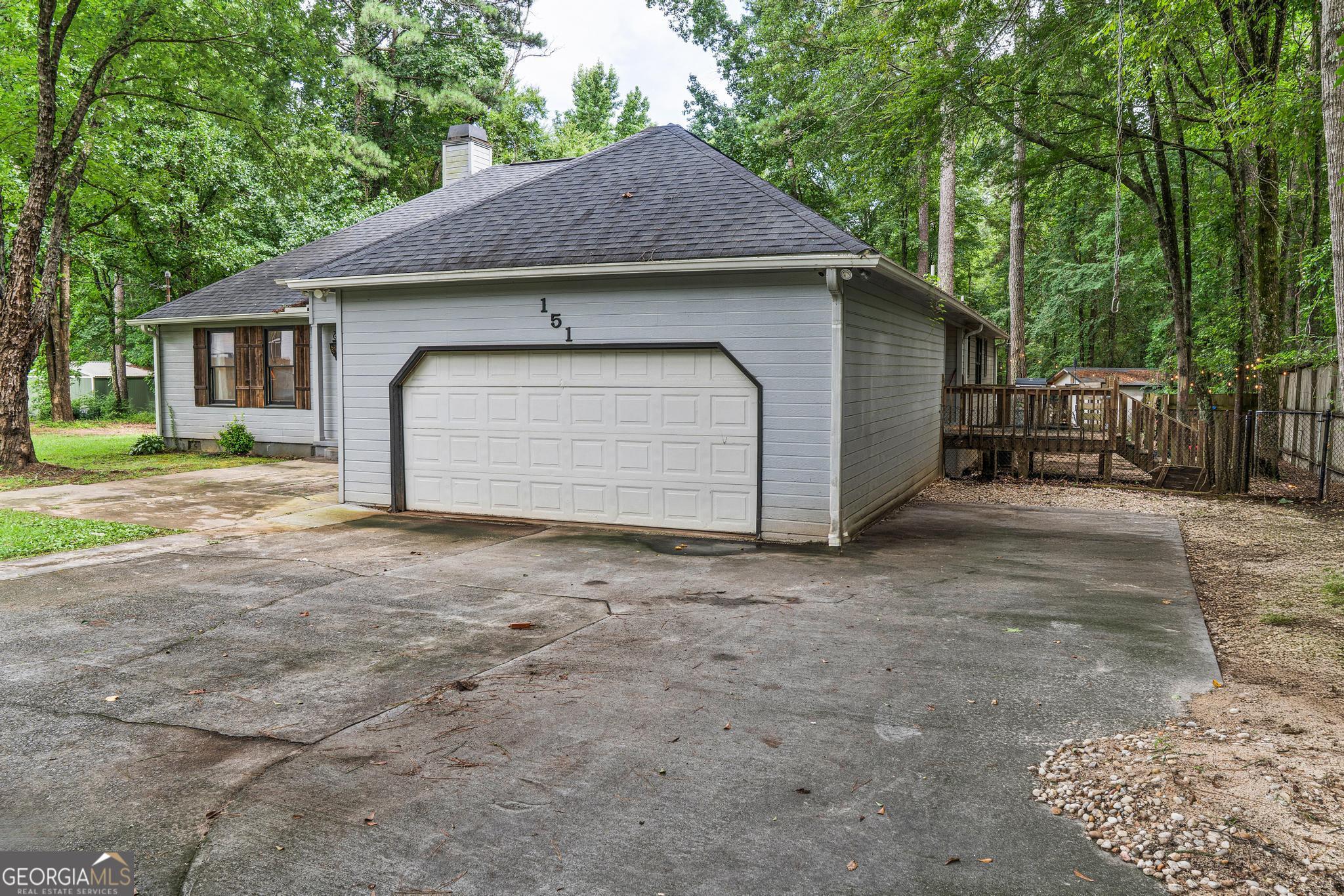 151 Vonron Drive Property Photo 3