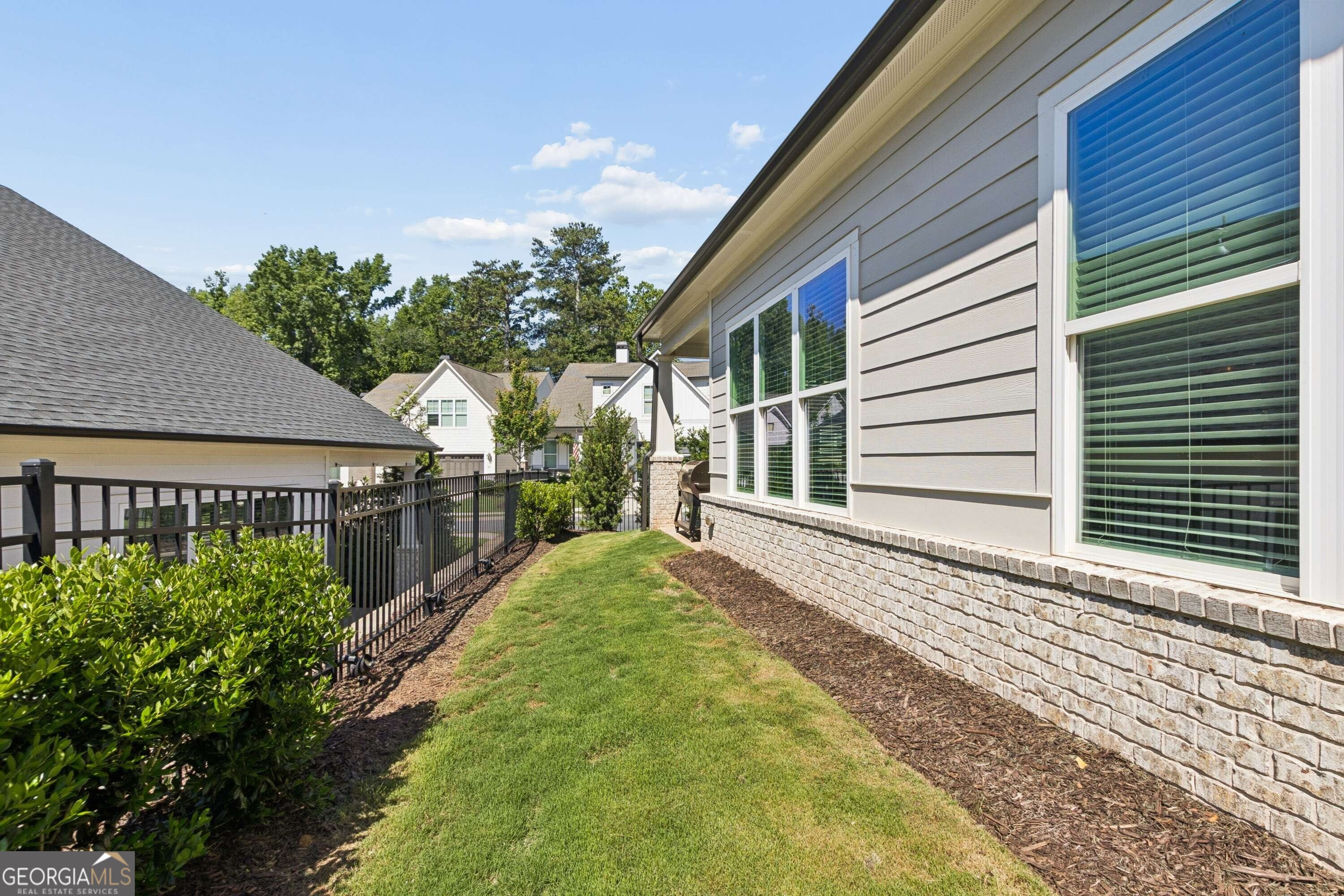 109 Ivey Way Property Photo 37
