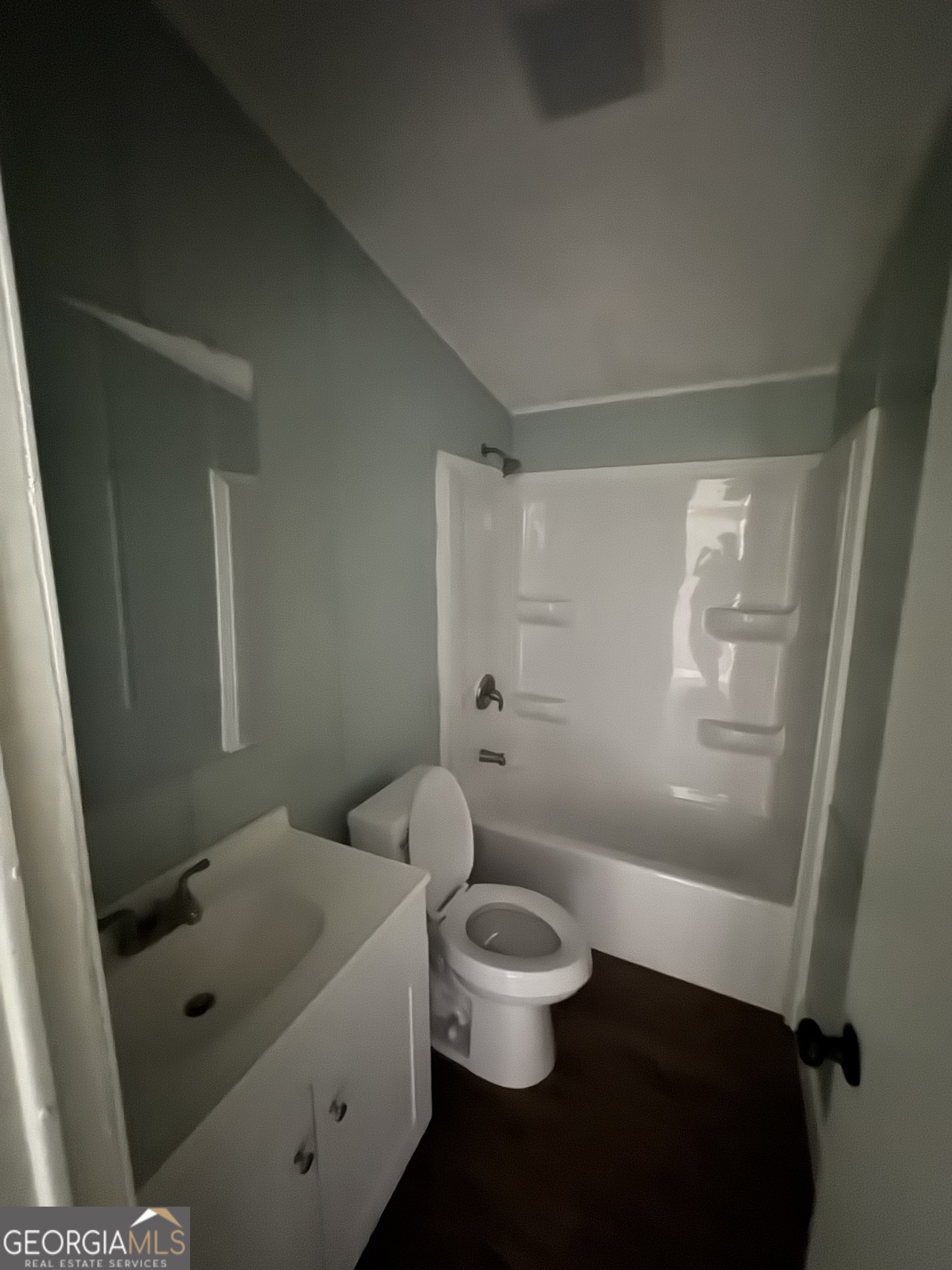 2637 Old Grade Road Property Photo 6