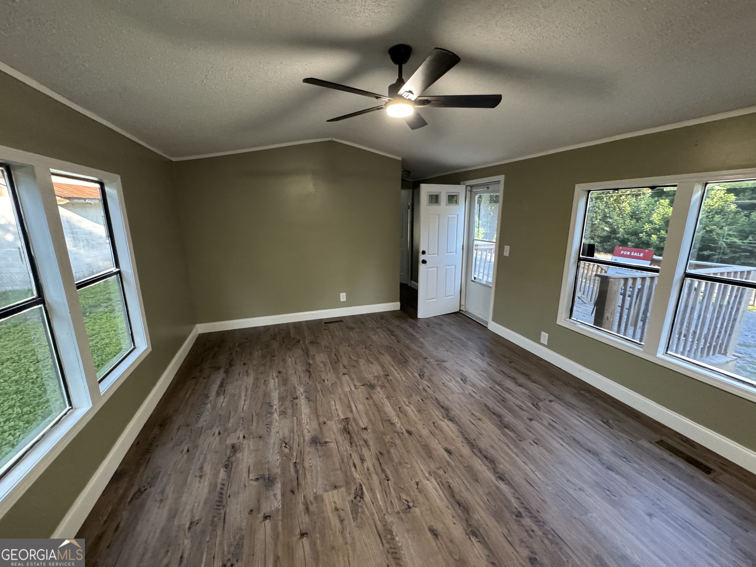 2637 Old Grade Road Property Photo 8