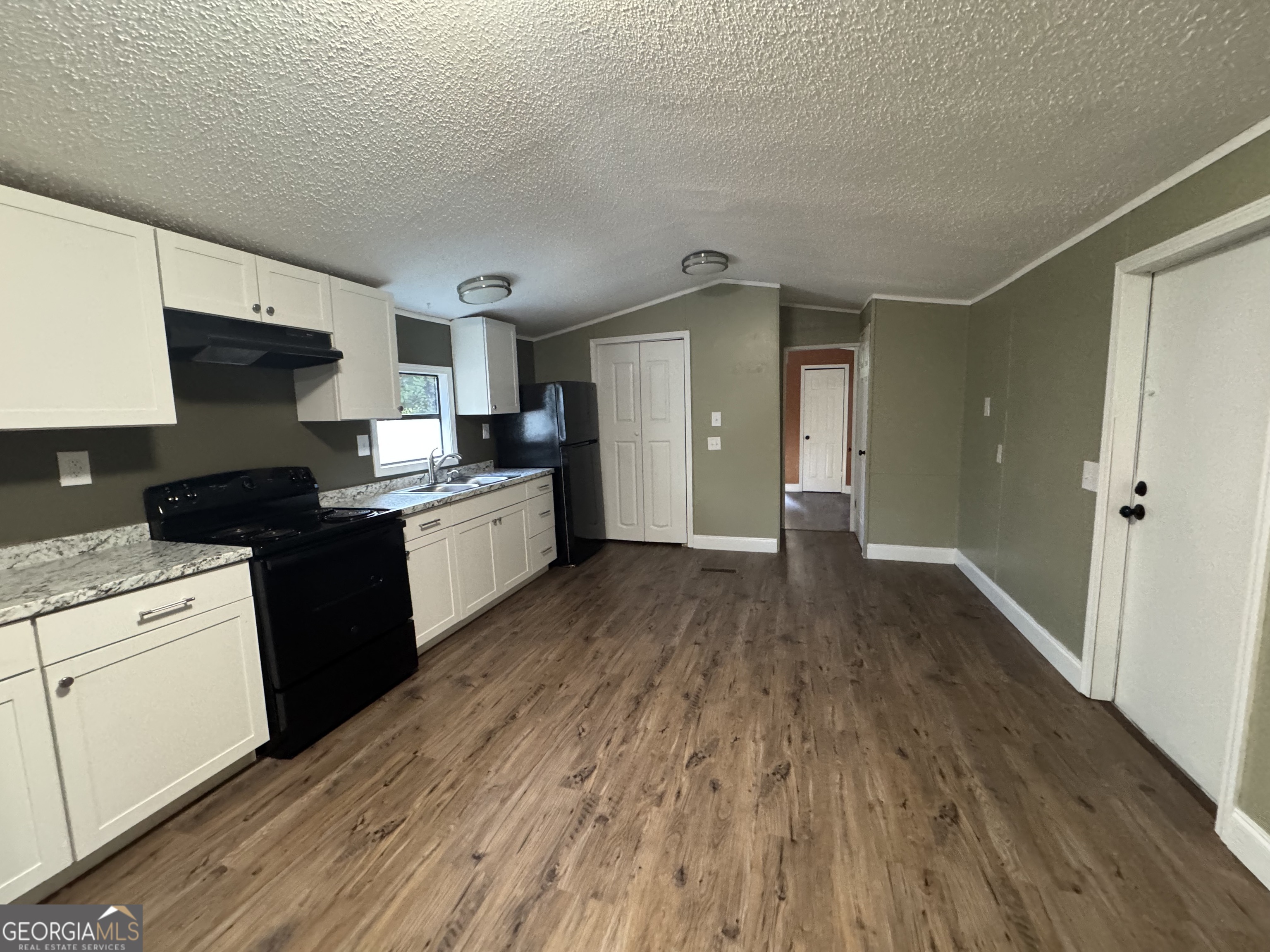 2637 Old Grade Road Property Photo 9