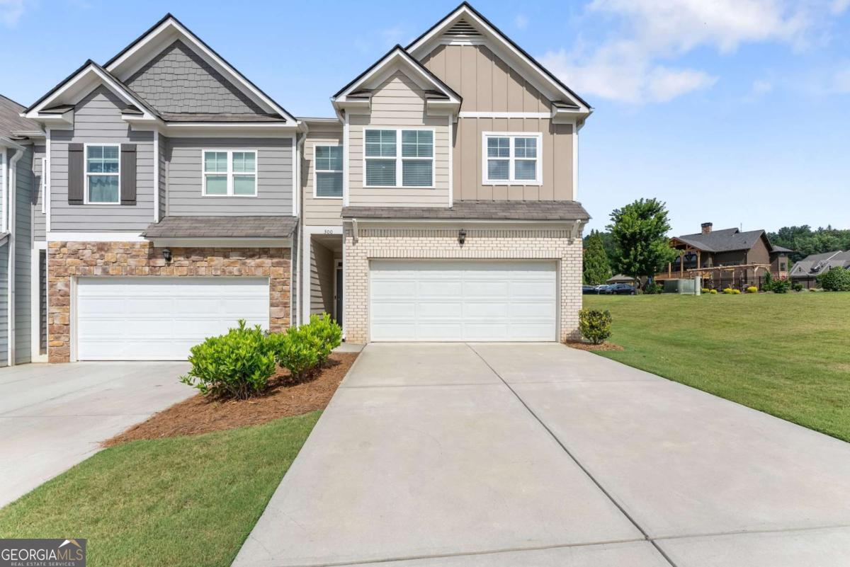 300 Stoneybrook Court Property Photo 1