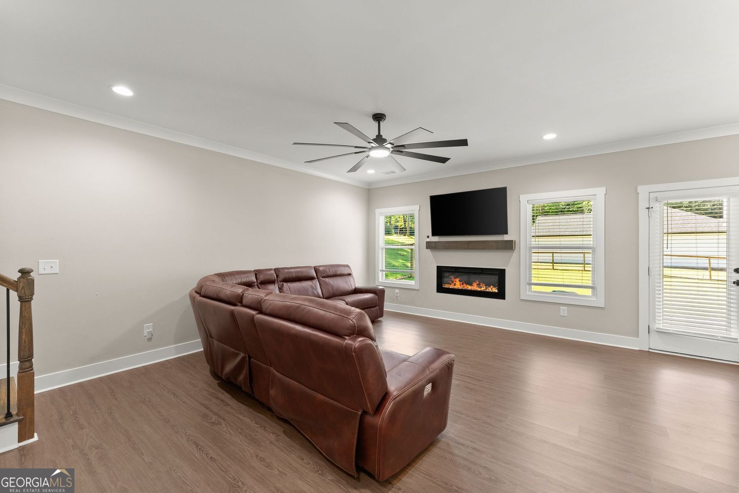 272 Cherry Street Property Photo 6