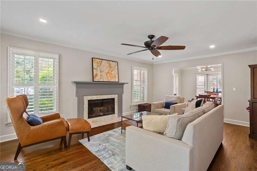 501 Defoors Mill Circle Nw Property Photo 4