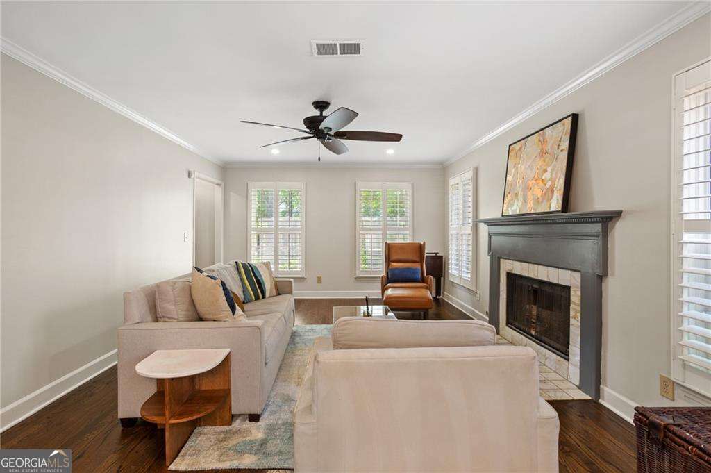 501 Defoors Mill Circle Nw Property Photo 7