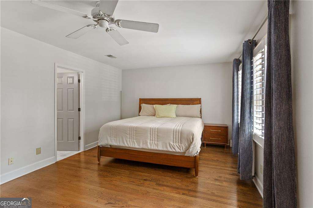 501 Defoors Mill Circle Nw Property Photo 17