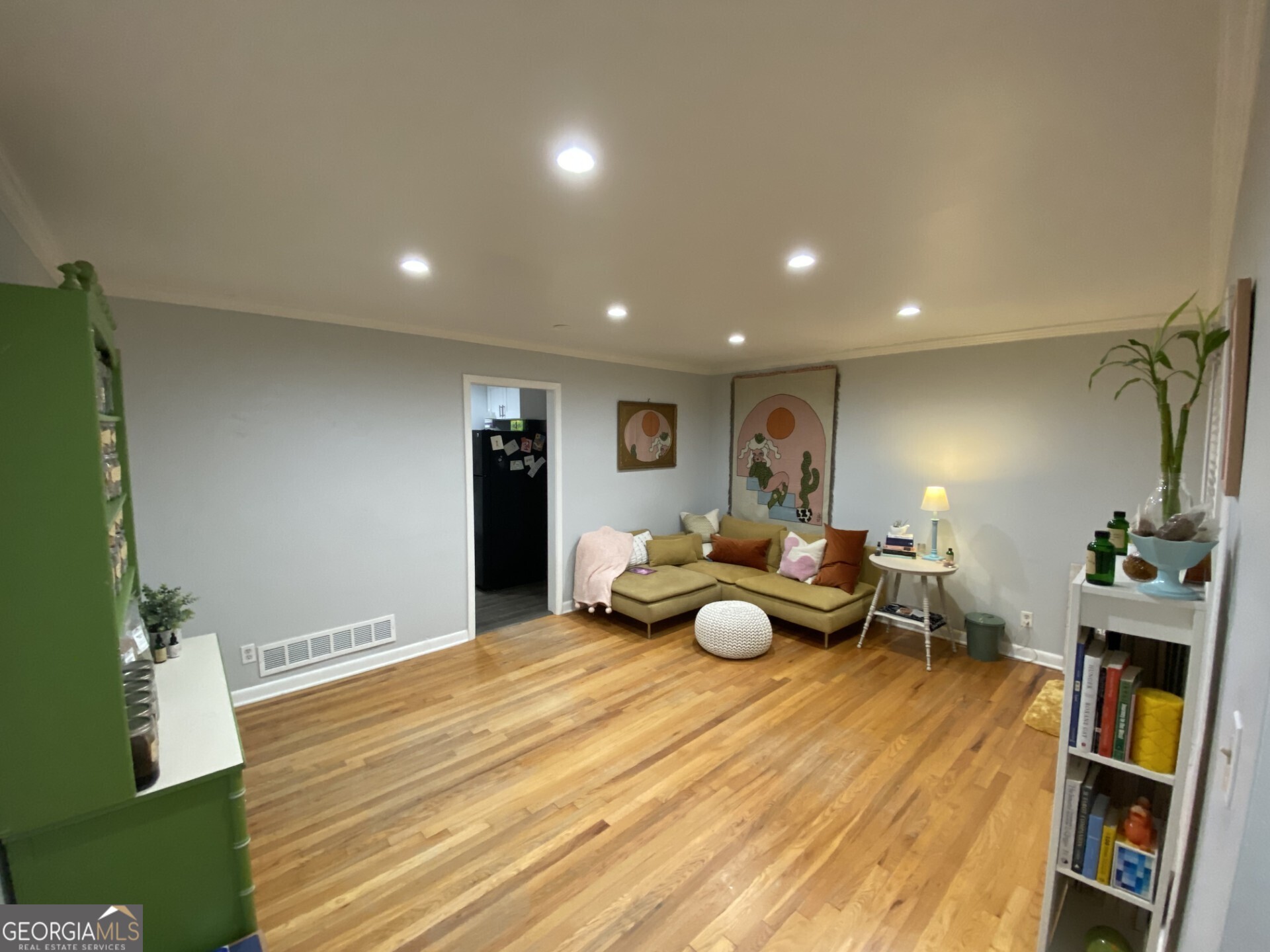 825 Marstevan Drive Ne Property Photo 6